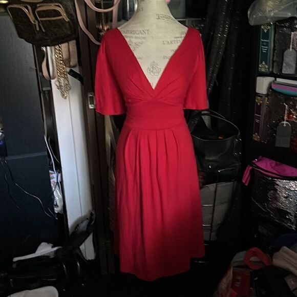 Flutter-sleeve red hot plus size twist back midi pleated gathered dress/ 3/4 - Picture 3 of 11